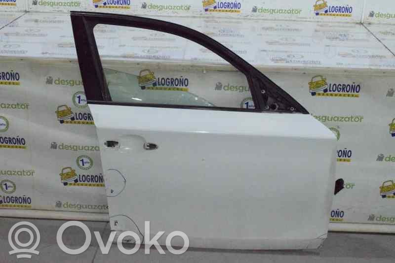BMW 1 E81 E87 Front door 