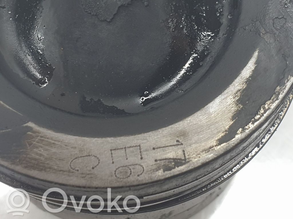 KIA Optima Piston 