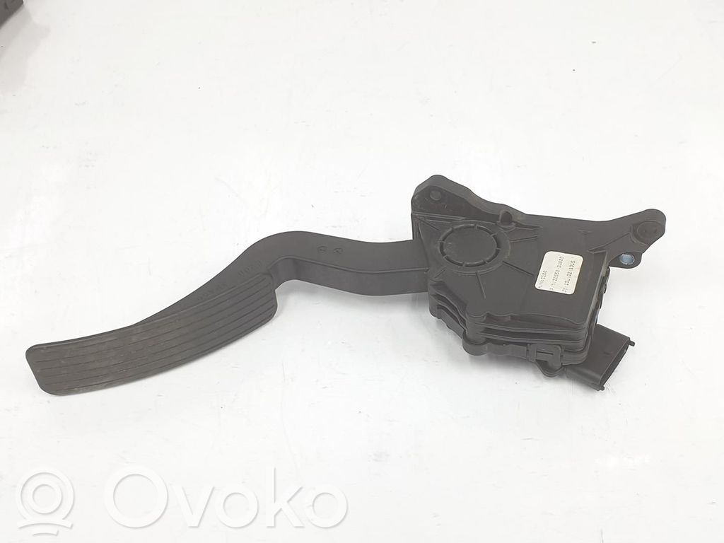 SsangYong Korando Pedal del acelerador 