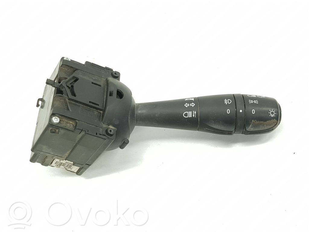 Dacia Dokker Indicator stalk 