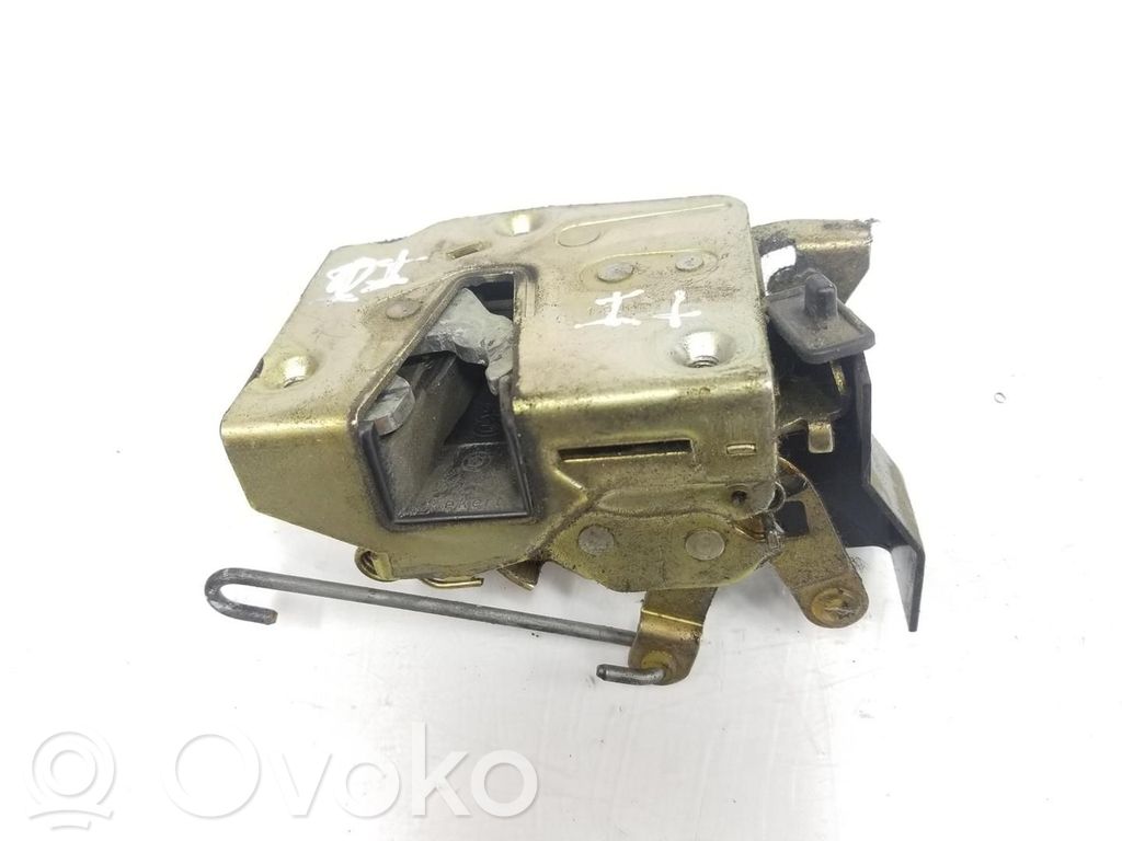 BMW 3 E30 Rear door lock 