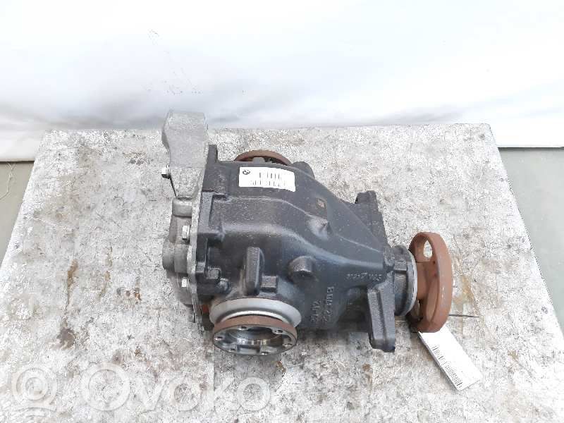 Rear differential   33107591016,33107591017