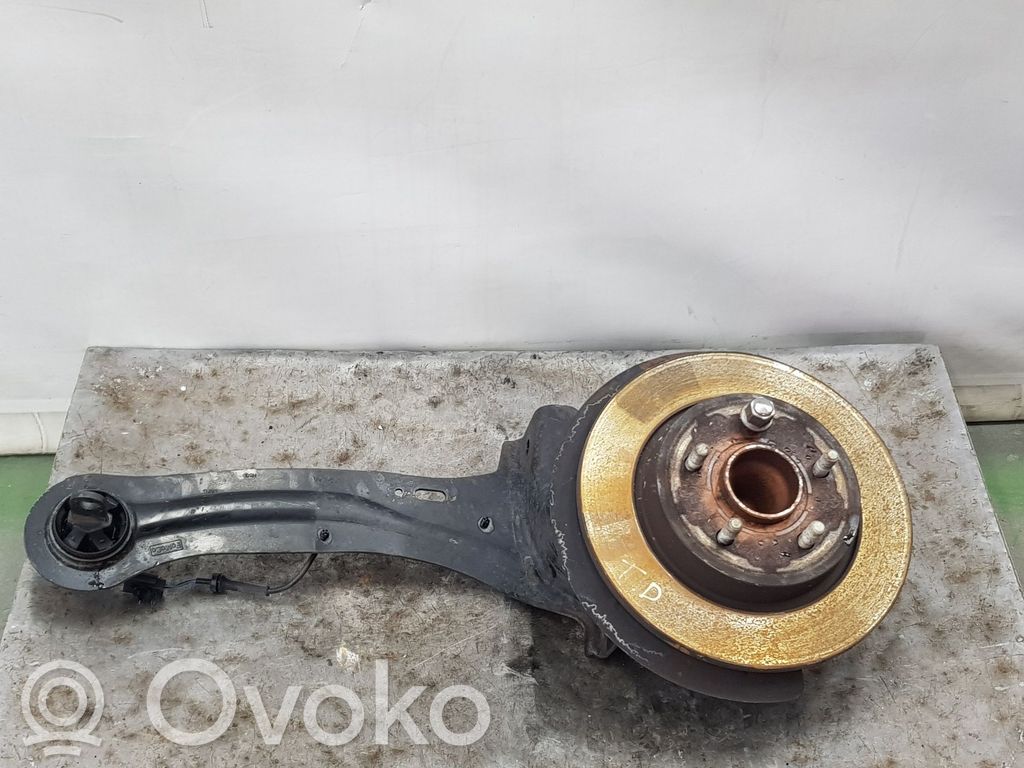 Ford Focus Fuso a snodo con mozzo ruota posteriore 