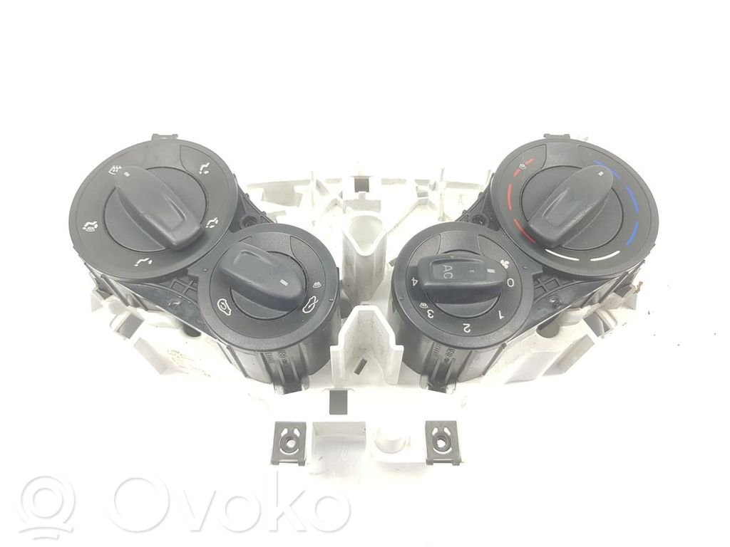 Climate control unit   1567733,9S5118598BA