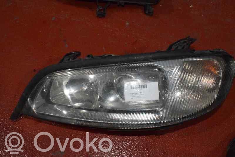 Opel Omega B2 Far 