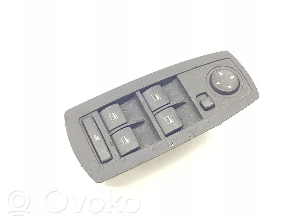 Electric window control switch   3414352,61313414352,61313413428