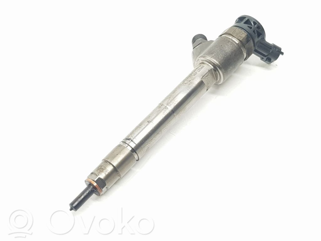 Opel Combo E Inyector de combustible 