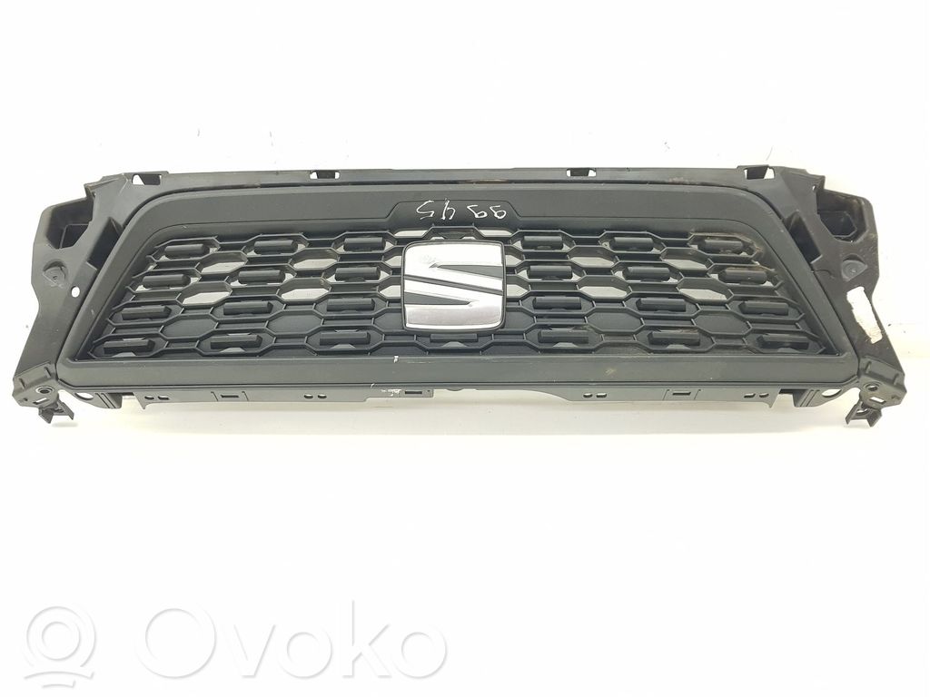 Seat Ibiza V (KJ) Etusäleikkö 