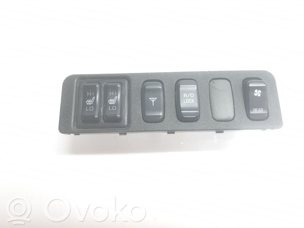 Mitsubishi Montero Otros interruptores/perillas/selectores 