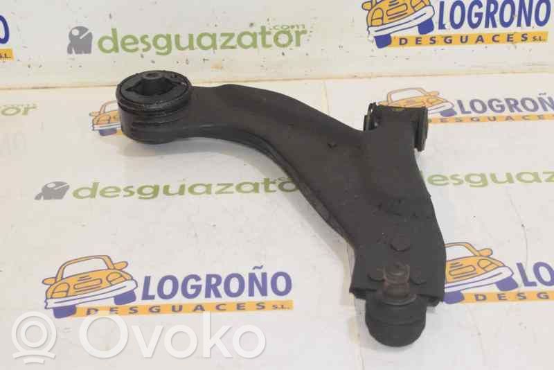 Ford Mondeo Mk III Basculă inferioară față 