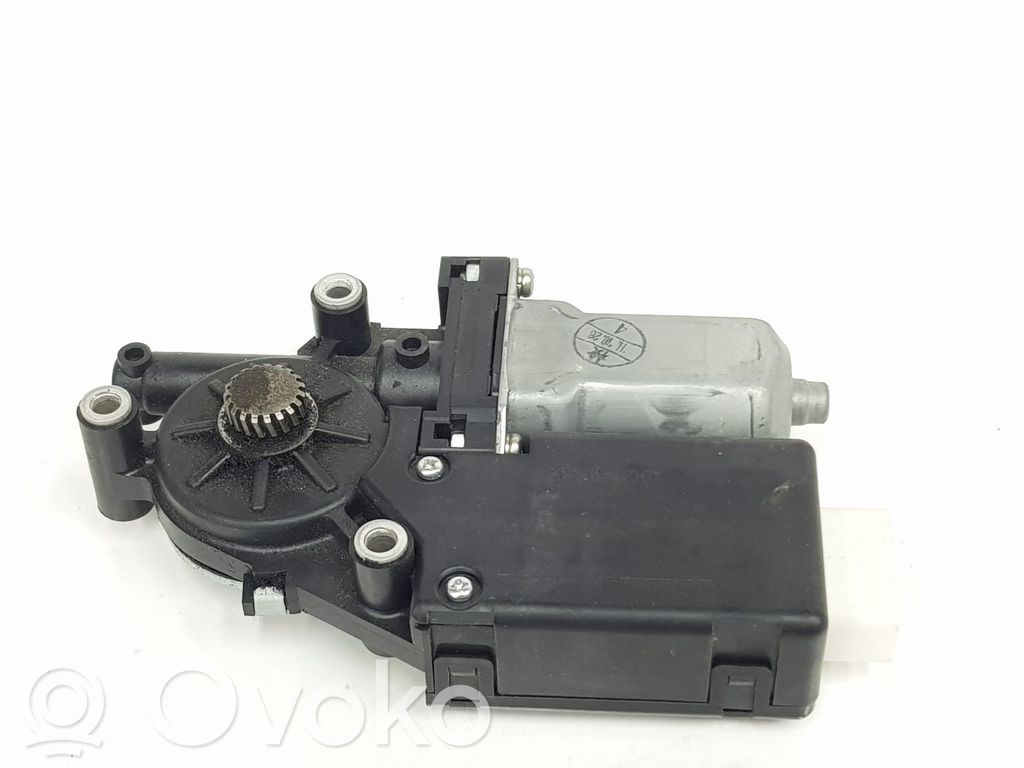 Nissan X-Trail T31 Motor/actuator trapă