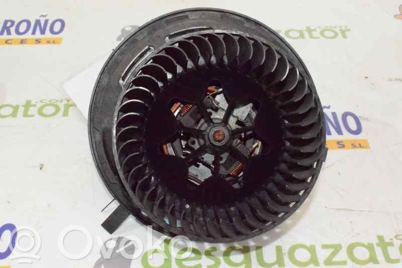 BMW 1 E81 E87 Ventilator aerotermă 