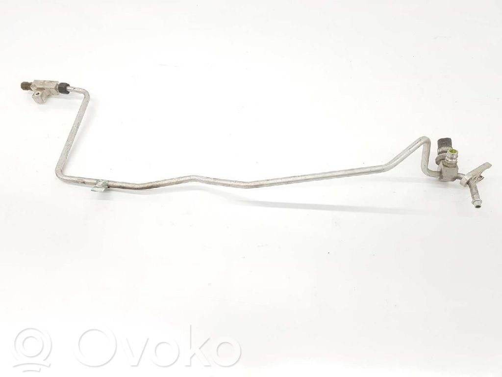 Porsche Boxster 986 Ilmastointilaitteen putki (A/C)
