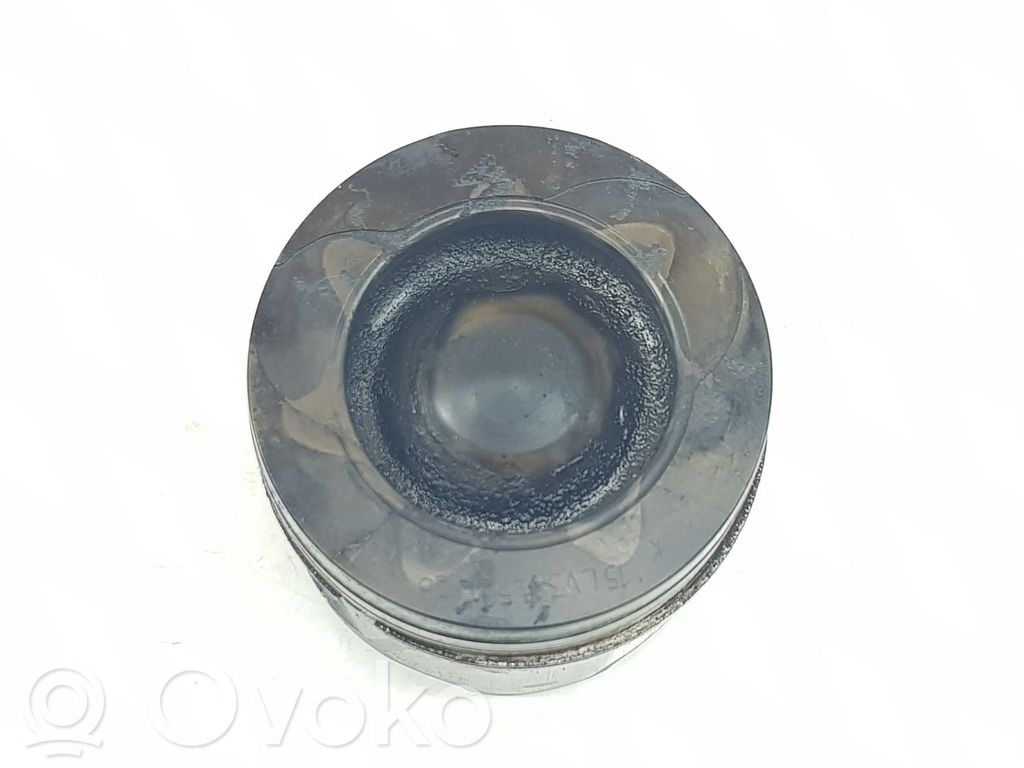 Dacia Sandero II Piston