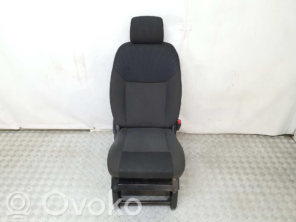 Nissan NV200 Front passenger seat 