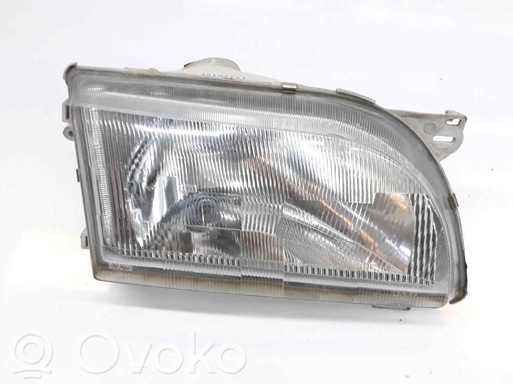 Ford Transit Etu-/Ajovalo 