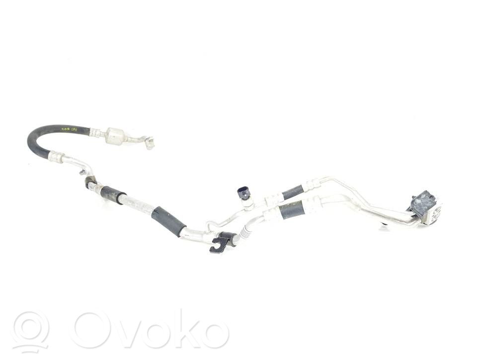 KIA Stonic Ilmastointilaitteen putki (A/C) 