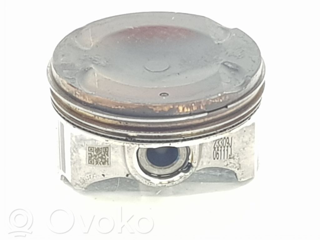 Suzuki Vitara (LY) Piston