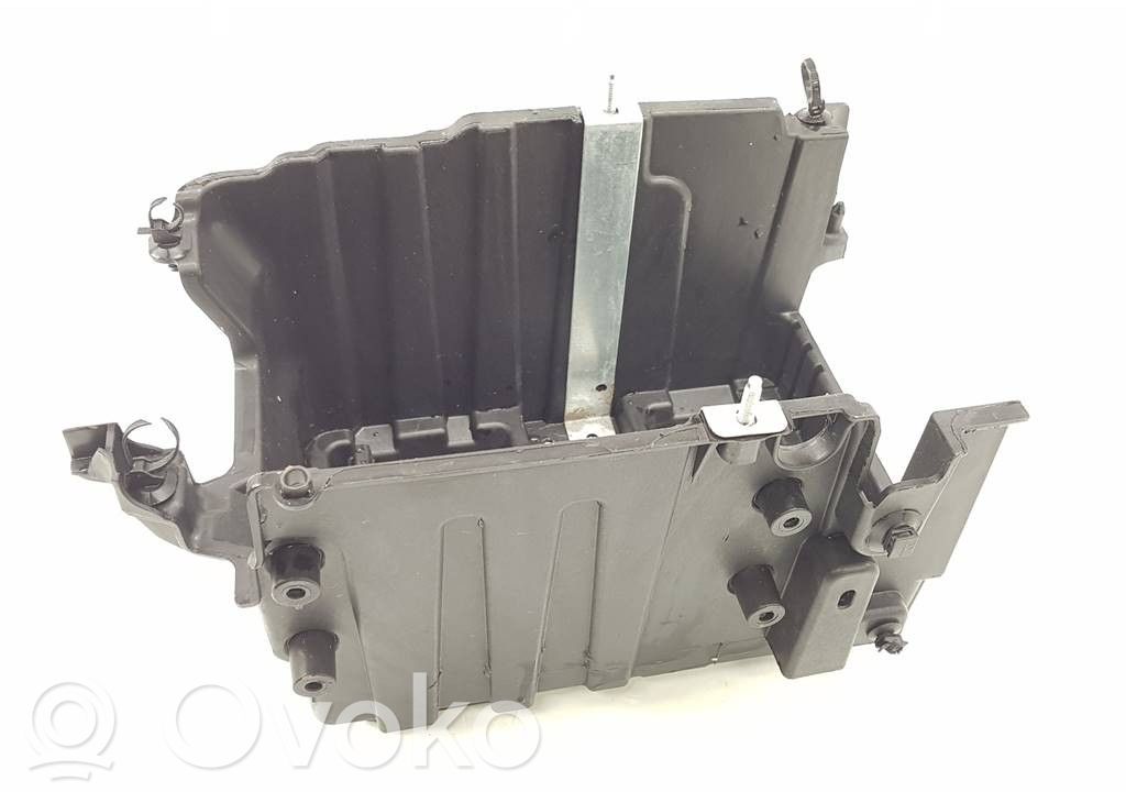 Ford Puma Batteriehalterung 