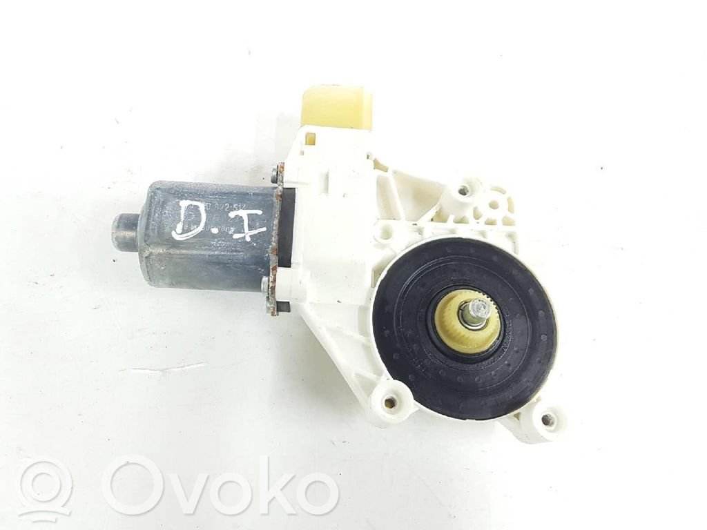 BMW 7 F01 F02 F03 F04 Priekinio lango pakelėjo varikliukas