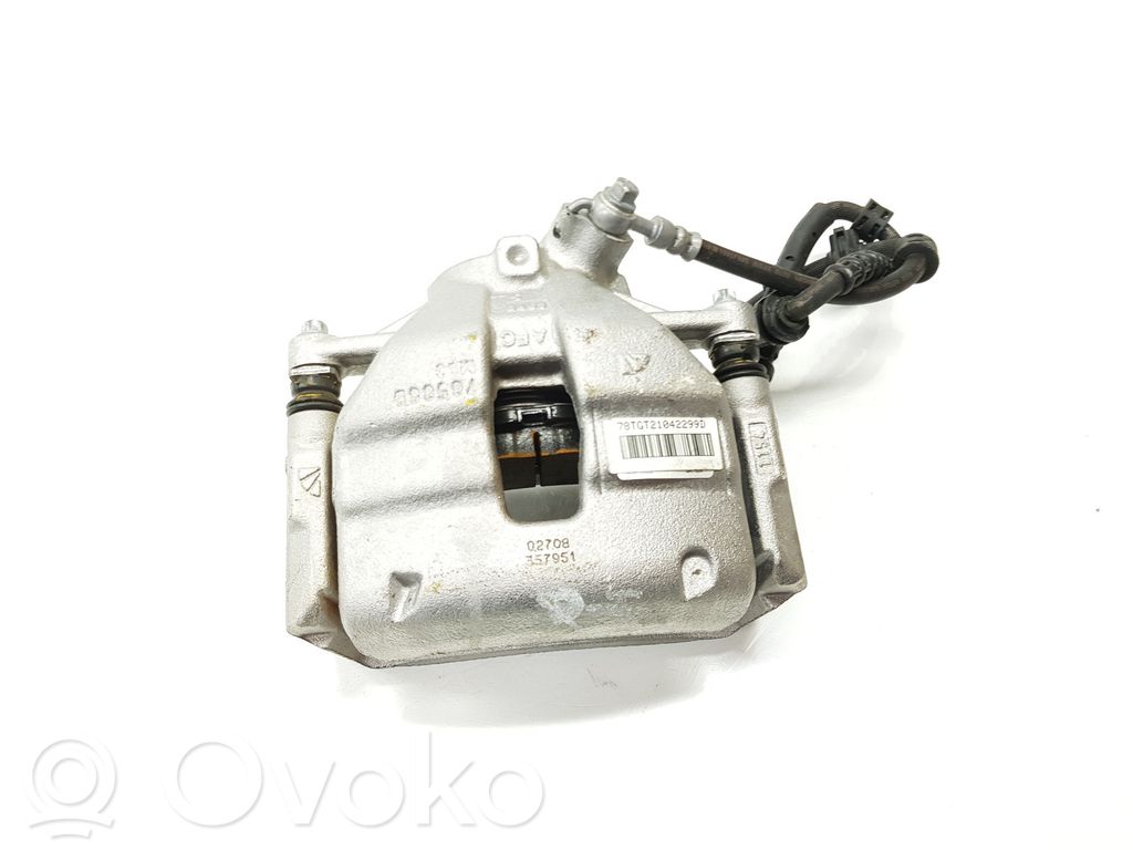 Opel Astra L Zacisk hamulcowy przedni