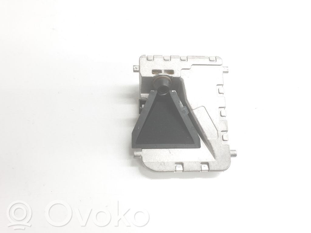 Mercedes-Benz A W176 Frontkamera Windschutzscheibe Frontscheibe 