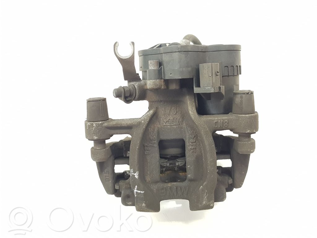 BMW 2 F45 Caliper del freno trasero 