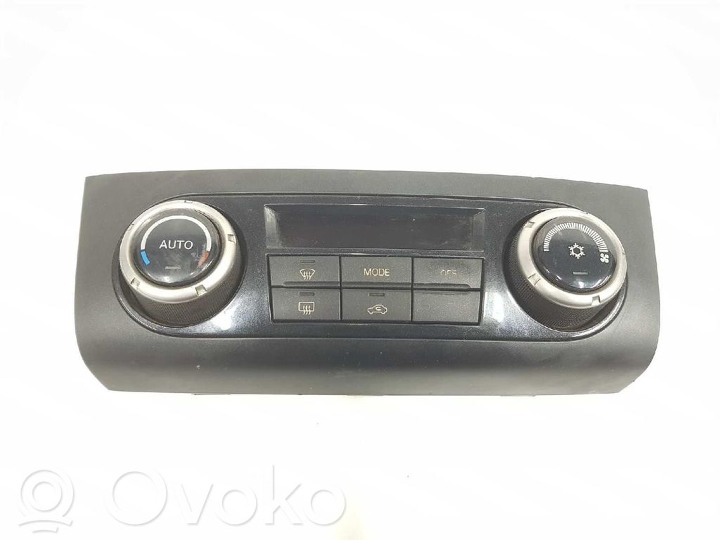 Mitsubishi Montero Panel klimatyzacji 