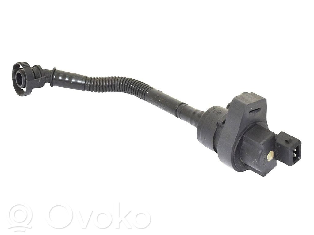 BMW 3 E46 Fuel tank valve 
