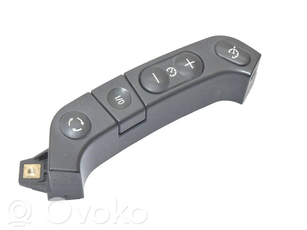 BMW 5 E39 Steering wheel buttons/switches 
