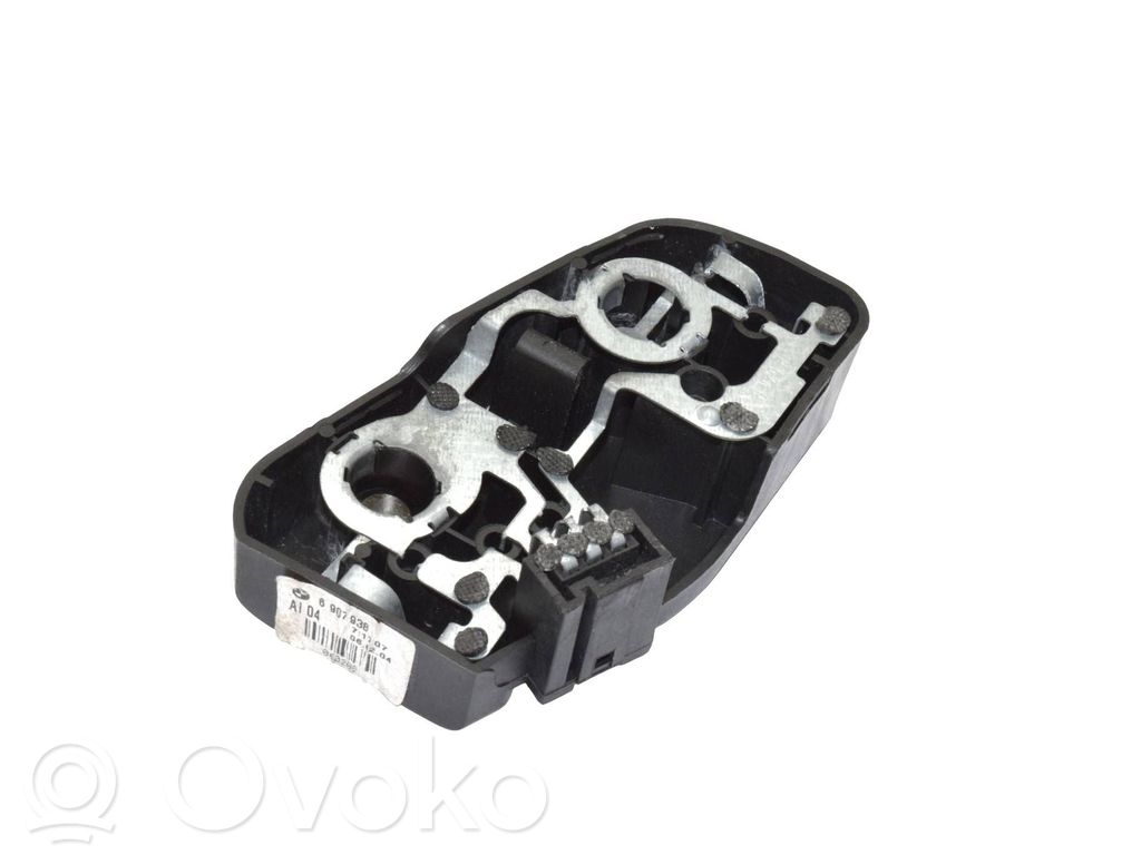 BMW 3 E46 Tail light bulb cover holder 