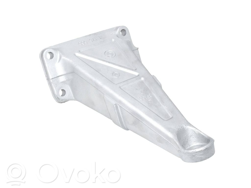 Łapa / Mocowanie silnika   11811176565,1176565