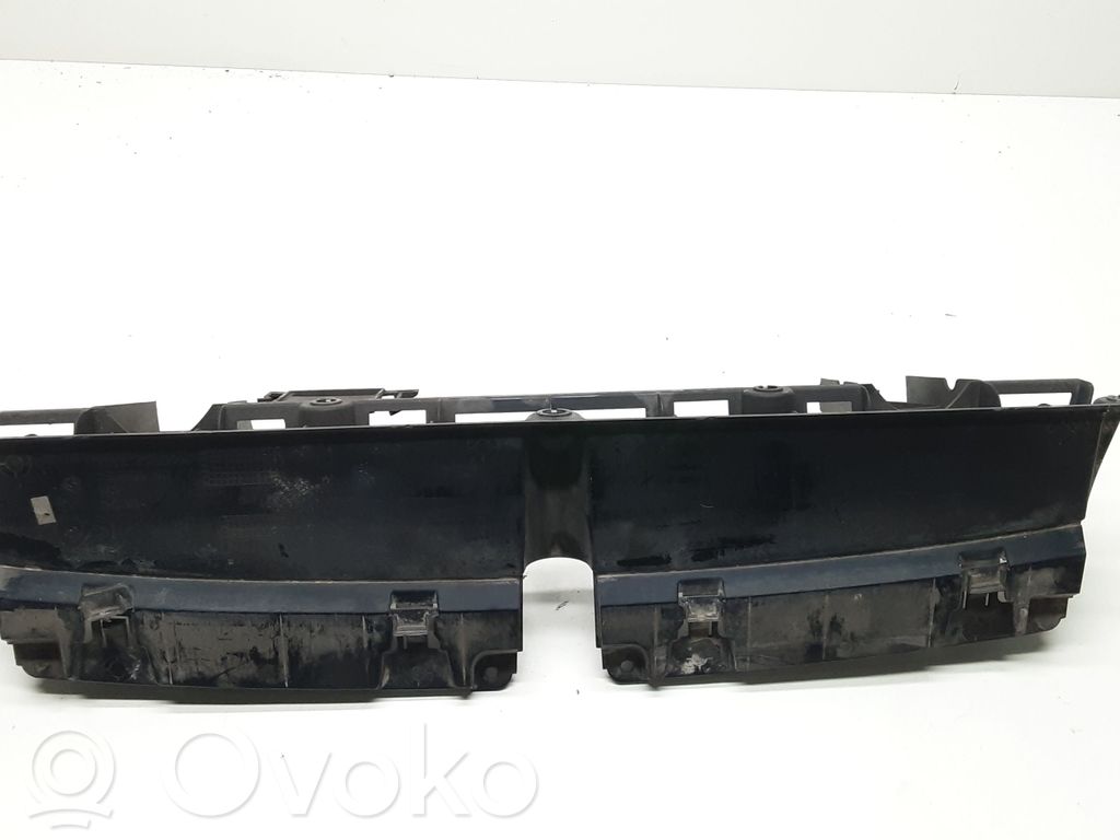 BMW X5 E70 Support de pare-chocs arrière 