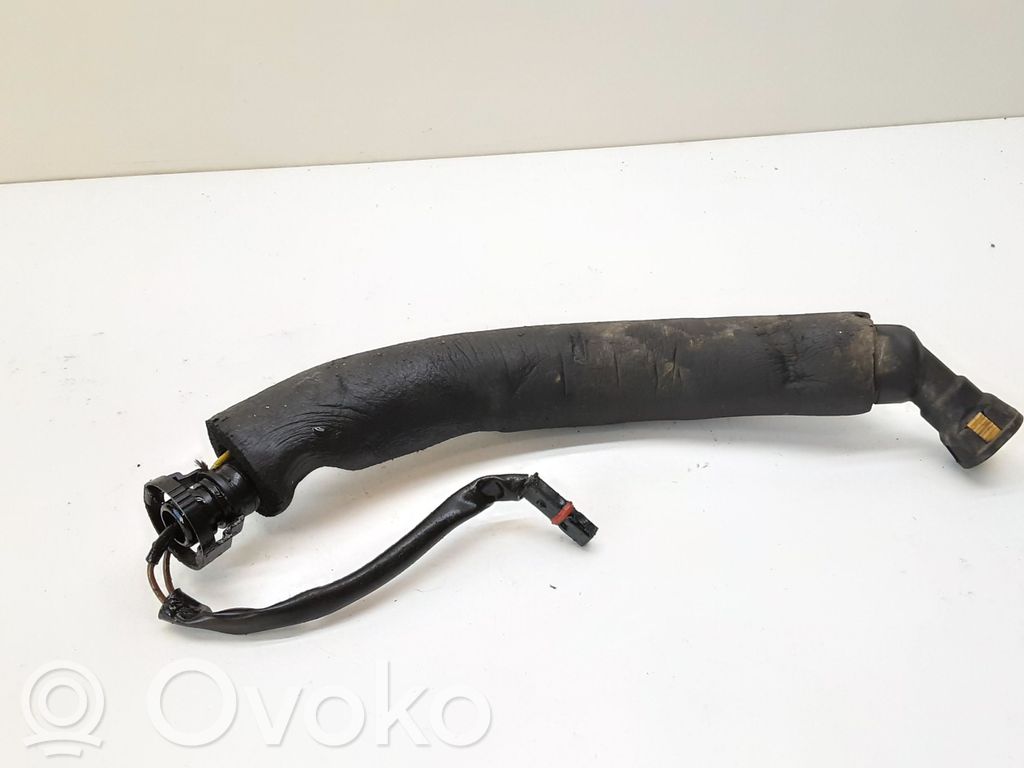 Turboahtimen ilmanoton letku