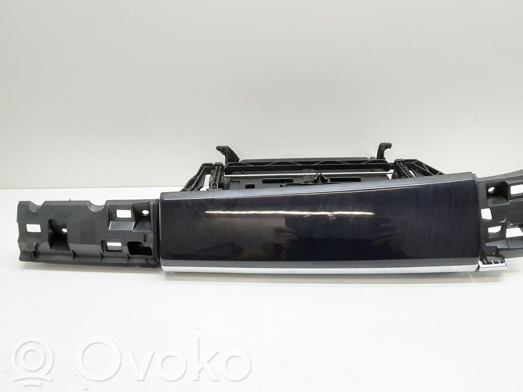 BMW 7 F01 F02 F03 F04 Glove box 