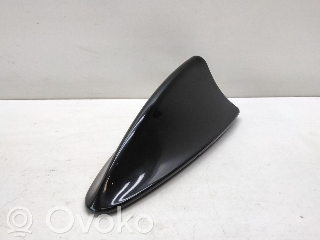 BMW 5 E60 E61 Stogo (GPS) antenos dangtelis 