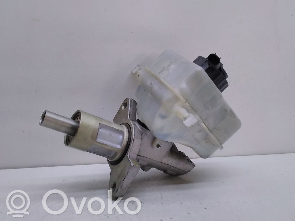 BMW 3 E90 E91 Master brake cylinder 