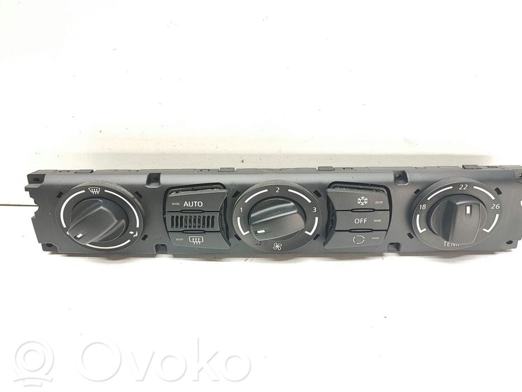 BMW 5 E60 E61 Climate control unit 