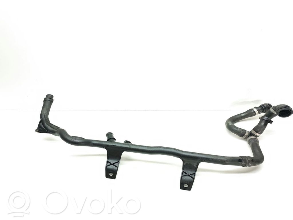 BMW 1 E81 E87 Engine coolant pipe/hose 