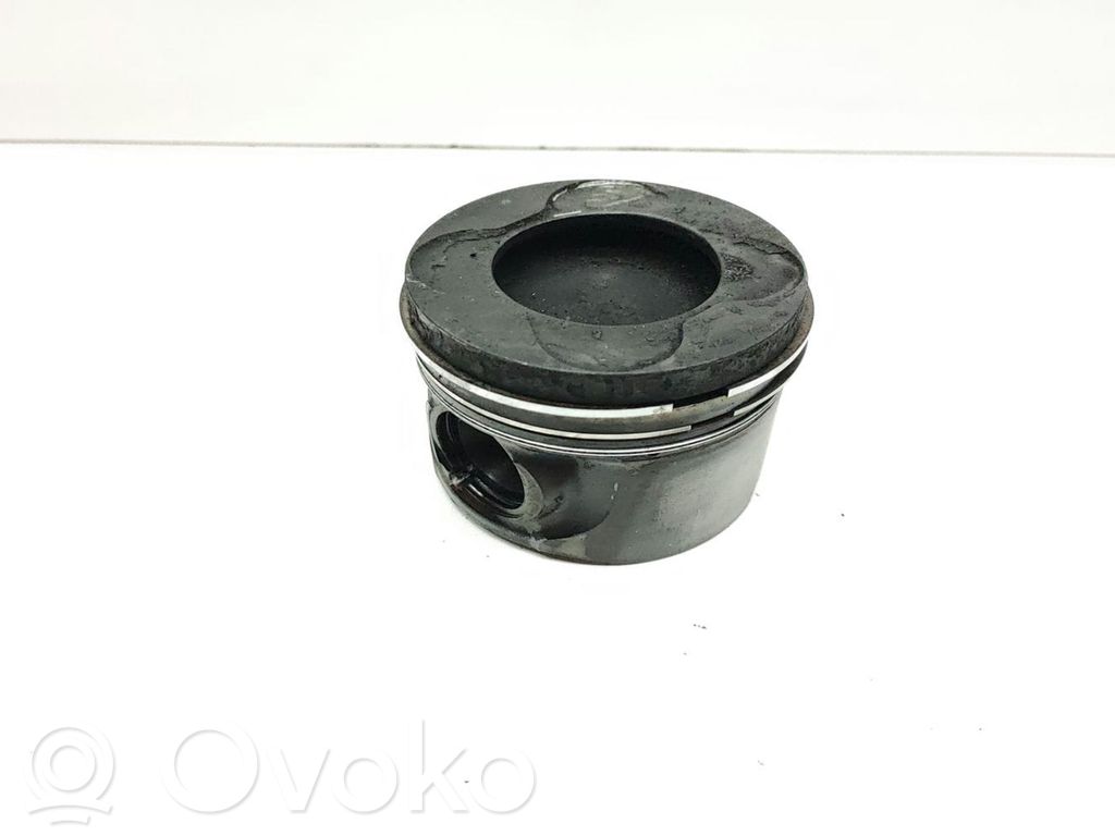 Piston