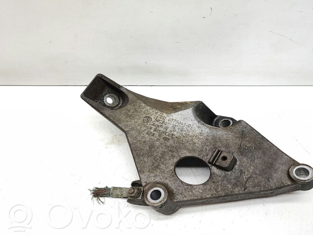 Engine mounting bracket   6775041,22116775041