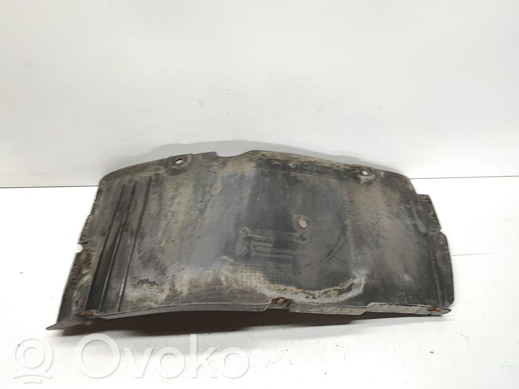 BMW 7 E65 E66 Pare-boue passage de roue avant 