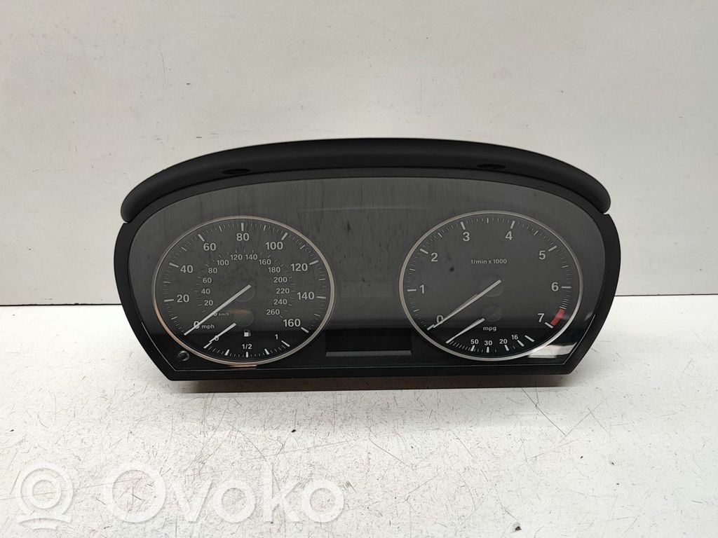 BMW 3 E90 E91 Nopeusmittari (mittaristo) 