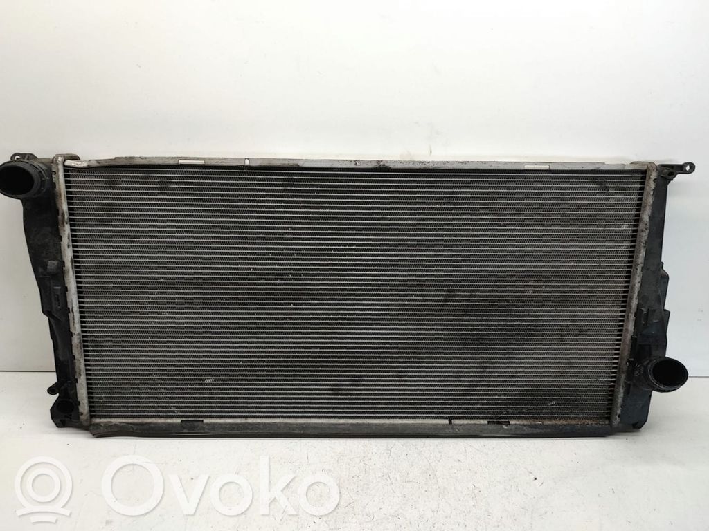 BMW 3 E90 E91 Coolant radiator 