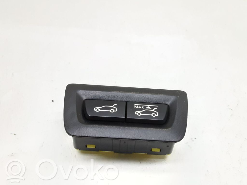 BMW 5 GT F07 Tailgate opening switch 