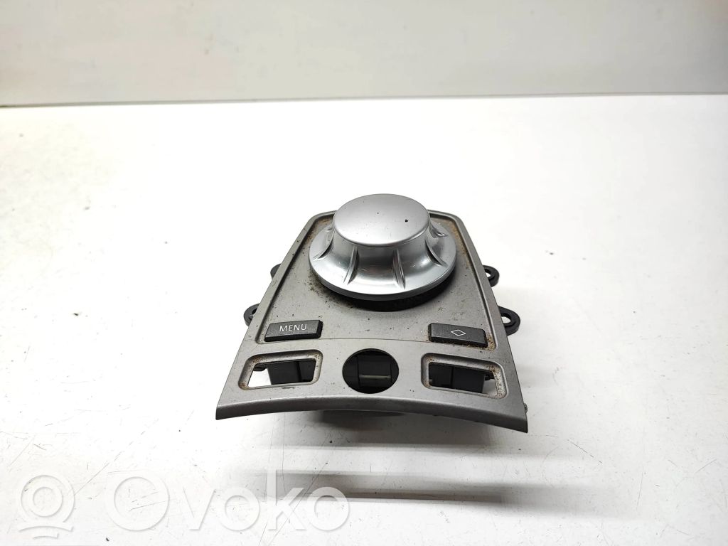 BMW 7 E65 E66 Panel radia 