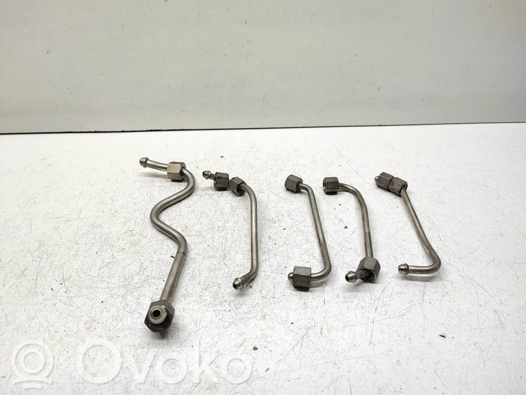 BMW 3 E92 E93 Fuel injector supply line/pipe 