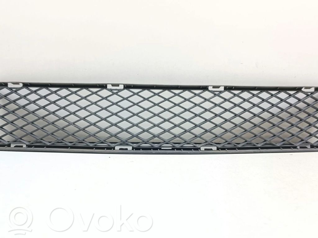 BMW 7 E65 E66 Front bumper lower grill 