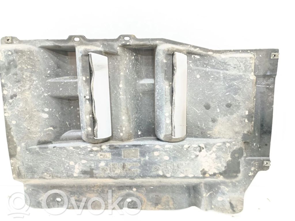 BMW X3 E83 Center/middle under tray cover 