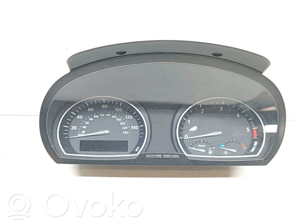 BMW X3 E83 Speedometer (instrument cluster) 